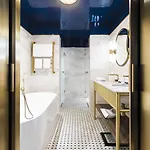 Grand 5* Paris