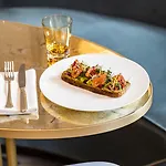 Hotel Grand Paris