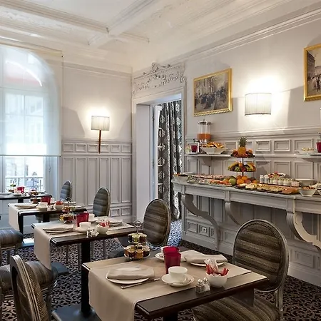 Hotel Grand 5*